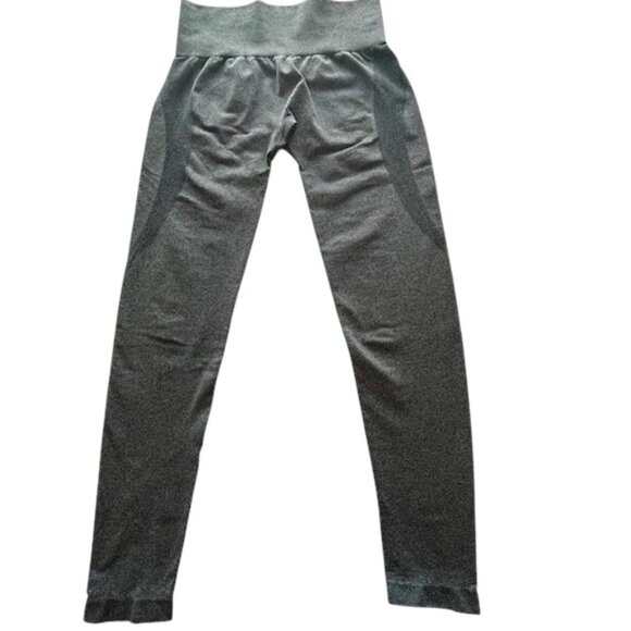 NVGTN Gray & Black Curve Contour Leggings- Size M - Picture 1 of 9